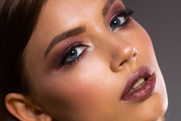 Glamouröses Party Make-up